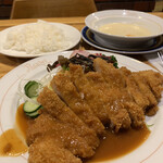 蘭亭 - 厚切りトンカツセット