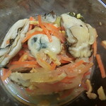 フロプレステージュ - 牡蠣のマリネ サフラン仕立て(523円)