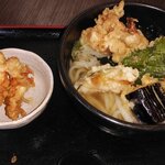 うどん万福 - 野菜天うどん＆かしわ天