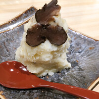 南青山とりや幸 - 黒トリュフポテトサラダ 820円