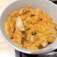 南青山とりや幸 - 比内地鶏おやこ丼 1200円