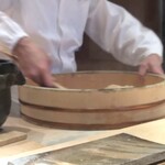 菊鮨 - 赤酢でシャリを