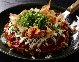 Teppanyaki Okonomiyaki Saya - 【関西風お好み焼き】DX大阪焼き