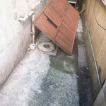 SPICY CURRY 魯珈 - ここに並ぶ。2列で