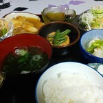 年間民宿 植林 - 