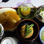 年間民宿 植林 - 