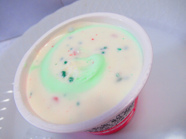 2種類の サーティワンアイスクリーム カップ319円 と ペコちゃんのほっぺ108円 不二家 スーパーアークス星置店 では 5種類の サーティワンアイスクリーム カップ を販売しています By 食べ過ぎ太り過ぎ 不二家 アークス星置店 星置 ケーキ 2種類の サーティワンアイスクリーム カップ319円 と ペコちゃんのほっぺ108円 不二家 スーパーアークス星置店 では 5種類の サーティワンアイスクリーム カップ を販売しています By 食べ過ぎ太り過ぎ 不二家 アークス星置店 星置 ケーキ