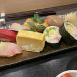あつむら - ランチのお寿司7種