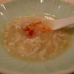 天外天 - 蟹肉とフカヒレの煮込み　赤酢添え