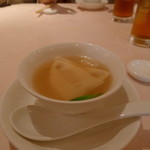 天外天 - キヌガサ茸と白身魚のスープ