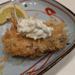 とん太 - 『牡蛎フライ２個』　６００円