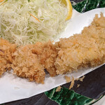 とん太 - 『特ヒレかつ定食（シジミ汁で）』　２４００円