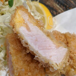 とん太 - 『特ロースかつ定食（豚汁で）』　２３００円