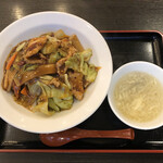 辣醤中華 味くら - 