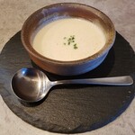 デザミアンティム - カブのスープ