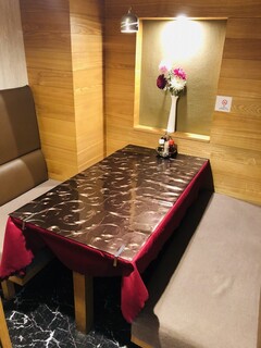 Chuugokuryouri Suisenkaku - テーブル半個室【②の部屋】