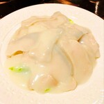 Boiled abalone in cream sauce