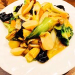 Stir-fried seasonal vegetables with XO sauce