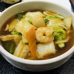 五目タン麺 (간장 맛)
