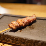 焼鳥 市松 - 砂ずりの縁側