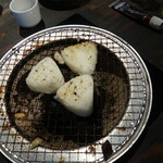 トンチャン横丁 赤崎牛 - おにぎり