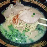 一蘭 - ラーメン890円