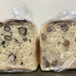 ストーンズ ベーカリー 参道店 - トースト丹波黒・トースト大納言