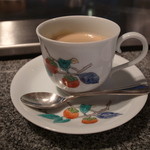 佐賀牛 季楽 銀座  - 三右衛門コース最後のコーヒーもちろん肥前三右衛門の器で