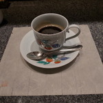 佐賀牛 季楽 銀座  - 三右衛門コース最後のコーヒーもちろん肥前三右衛門の器で
