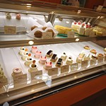 Poche du Reve - ショーケース