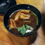 いづ重 - 赤だし