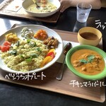 スプーンソング - 【2月15日(土)】チキン(鶏もも骨なし切り身)マラバール＆ベジプラオプレート、温ラッサム