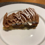 ラ・ファソン 古賀 - 栗のモンブランのタルト デザートには詳しくないんですが、美味しい。ワインにも合う。 少しワインを追加しました。