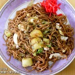 Yakisoba Sakurai - じゃがいも入り焼きそば（大）500円