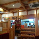 珈琲所コメダ珈琲店 - 店内