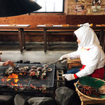 海女小屋はちまんかまど - 
