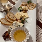 ビストロ ダイア - チーズ盛り合わせ