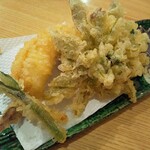かもめ食堂 - ギンポウと春菜の天ぷら