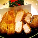 とんかつあさくら - 選り抜き　ロースとんかつ定食