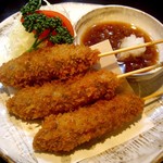 とんかつあさくら - きまぐれメニュー　自家製ミンチの串揚げ　青じそ風味