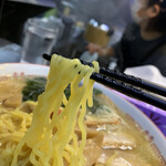 ラーメン 前田家 - 麺リフト