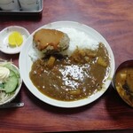 Tonkatsuno Maruei - メニューにはないハンバーグカレー定食700円。