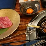 SATOブリアン - ヒレスキの肉と卵とタレ
