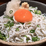 めしの助 - 釜揚げしらす丼