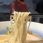 ラーメン屋 トイ・ボックス - 麺