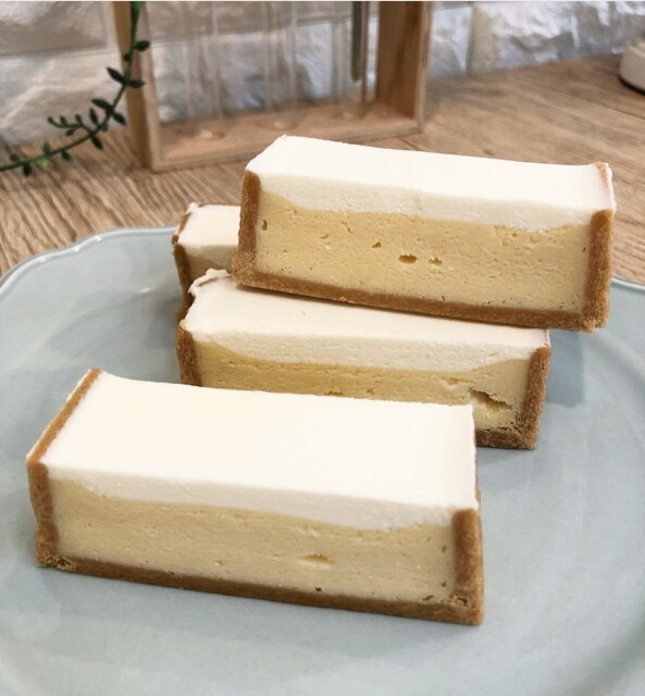 チーズケーキオッコ 福地 スイーツ その他 食べログ