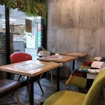 淡路島バーガー - 店内