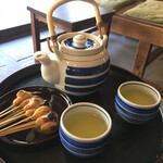 あぶり餅 本家 根元 かざりや - 