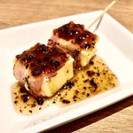 Kouhaku - チーズベーコングリル、トリュフシロップ（390円）～トロリとしたチーズ、カリッと焼いたベーコン、豊かな香り、トリュフシロップの甘さが際立つ。