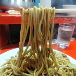 新ちゃん - 焼そば　麺リフト